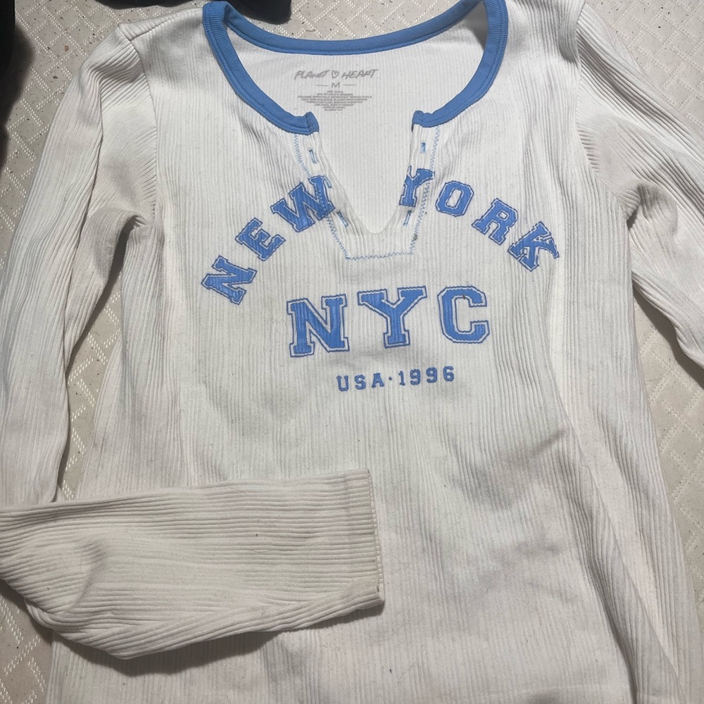 White and Blue NYC Graphic Long Sleeve Top